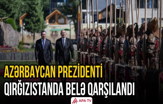 İlham Əliyevin Çolpon-Ata şəhərində rəsmi qarşılanma mərasimi olub
                                                