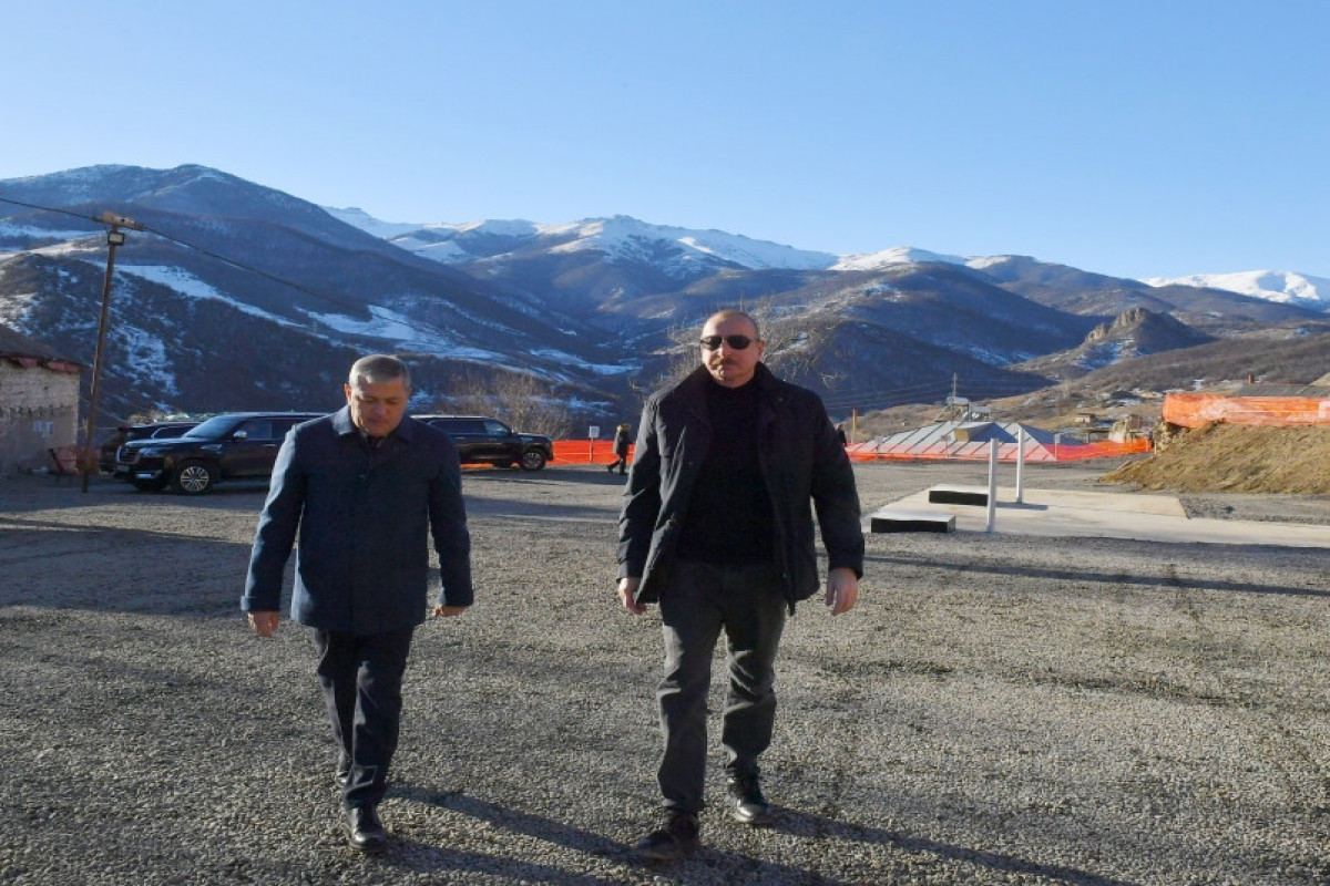 بازدید رئیس جمهور از روند ساخت مسجد روستای داشالتی