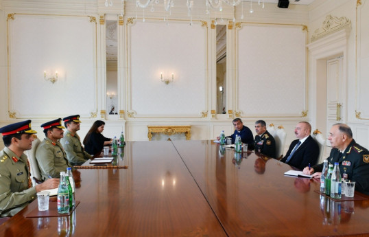 تاکید رئیس جمهور بر اهمیت آموزش نظامی مشترک بین جمهوری آذربایجان و پاکستان
