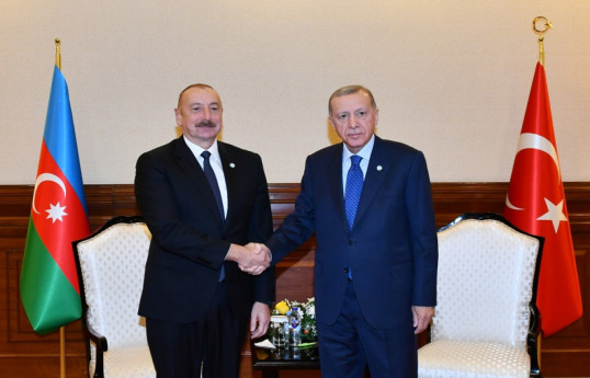 دیدار الهام علی اف رئیس جمهور آذربایجان با رجب طیب اردوغان رئیس جمهور ترکیه در آستانه