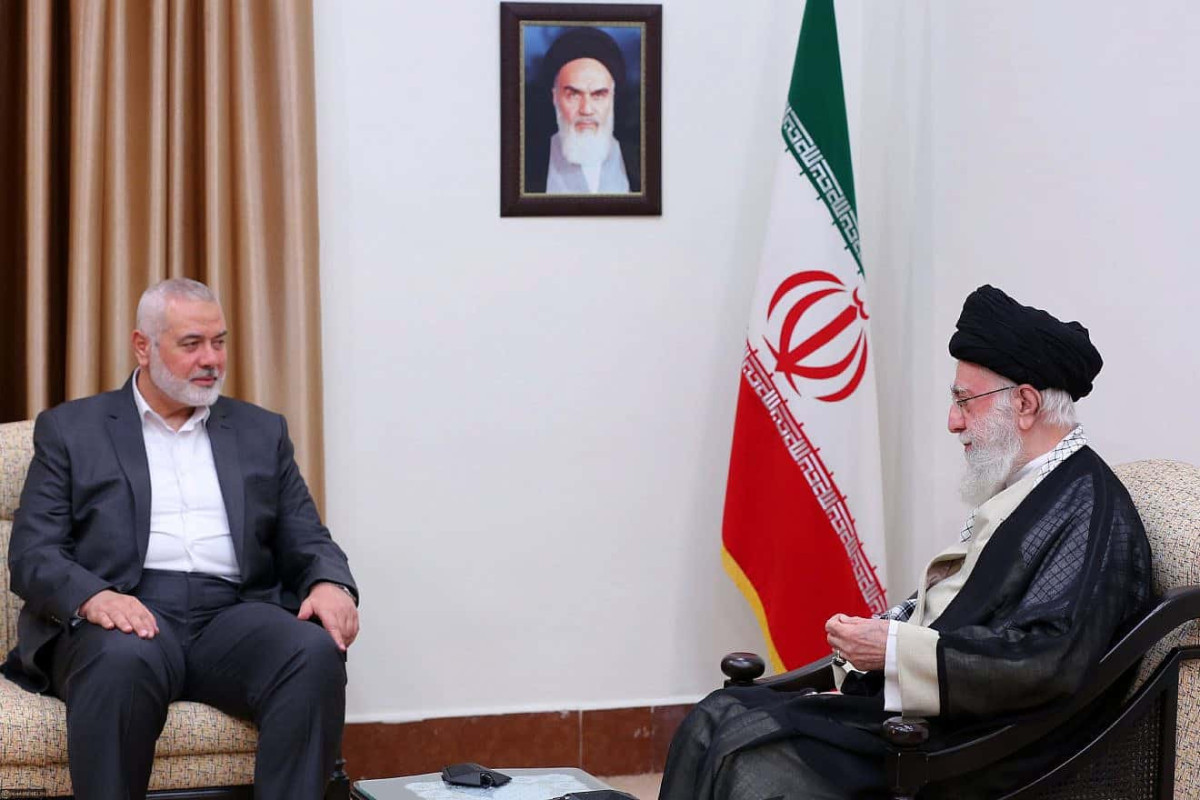 رسانه ها: خامنه ای به رهبر حماس پیام داده است که ایران وارد جنگ نخواهد شد