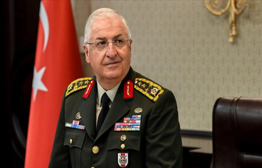 وزارت دفاع ترکیه: یاشار گولر در آذربایجان گفتگوهای مفید و سازنده ای انجام داد