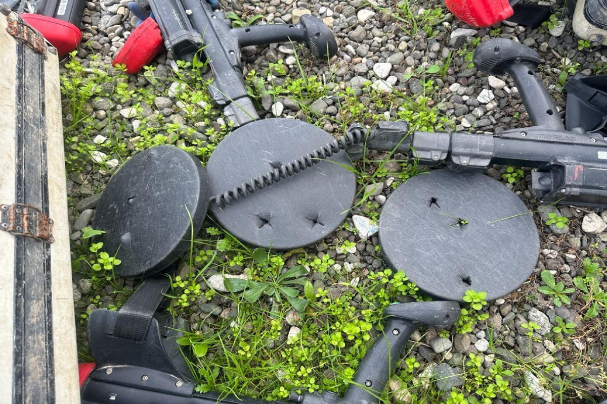 کشف پایگاه مین روبی در خانکندی