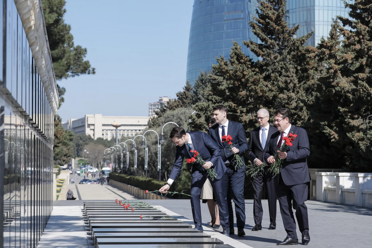 هیئت رومانیایی از خیابان شهدا بازدید کردند