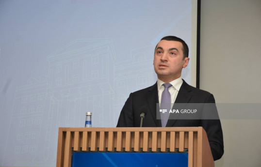 وزارت خارجه آذربایجان: سیاست ایتالیا در منطقه باید سرمشق فرانسه باشد