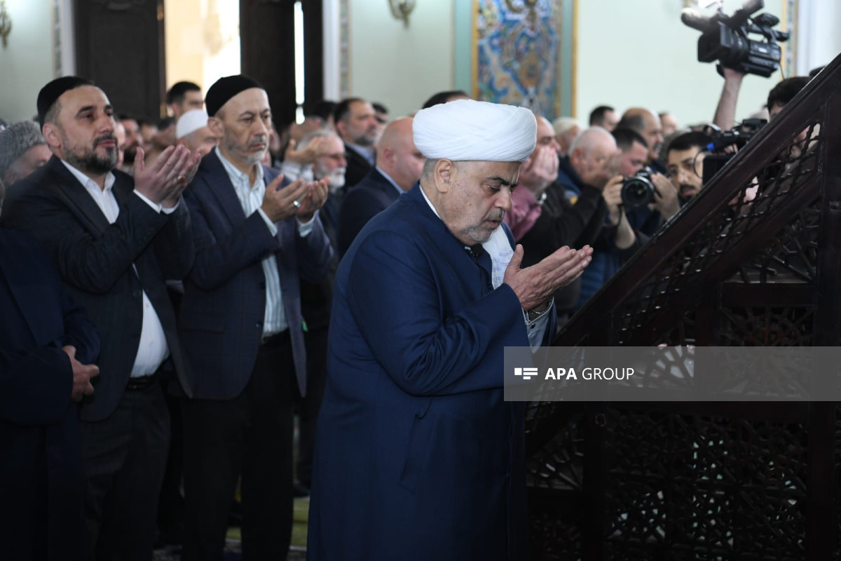نماز عید فطر در آذربایجان اقامه شد - عکس 