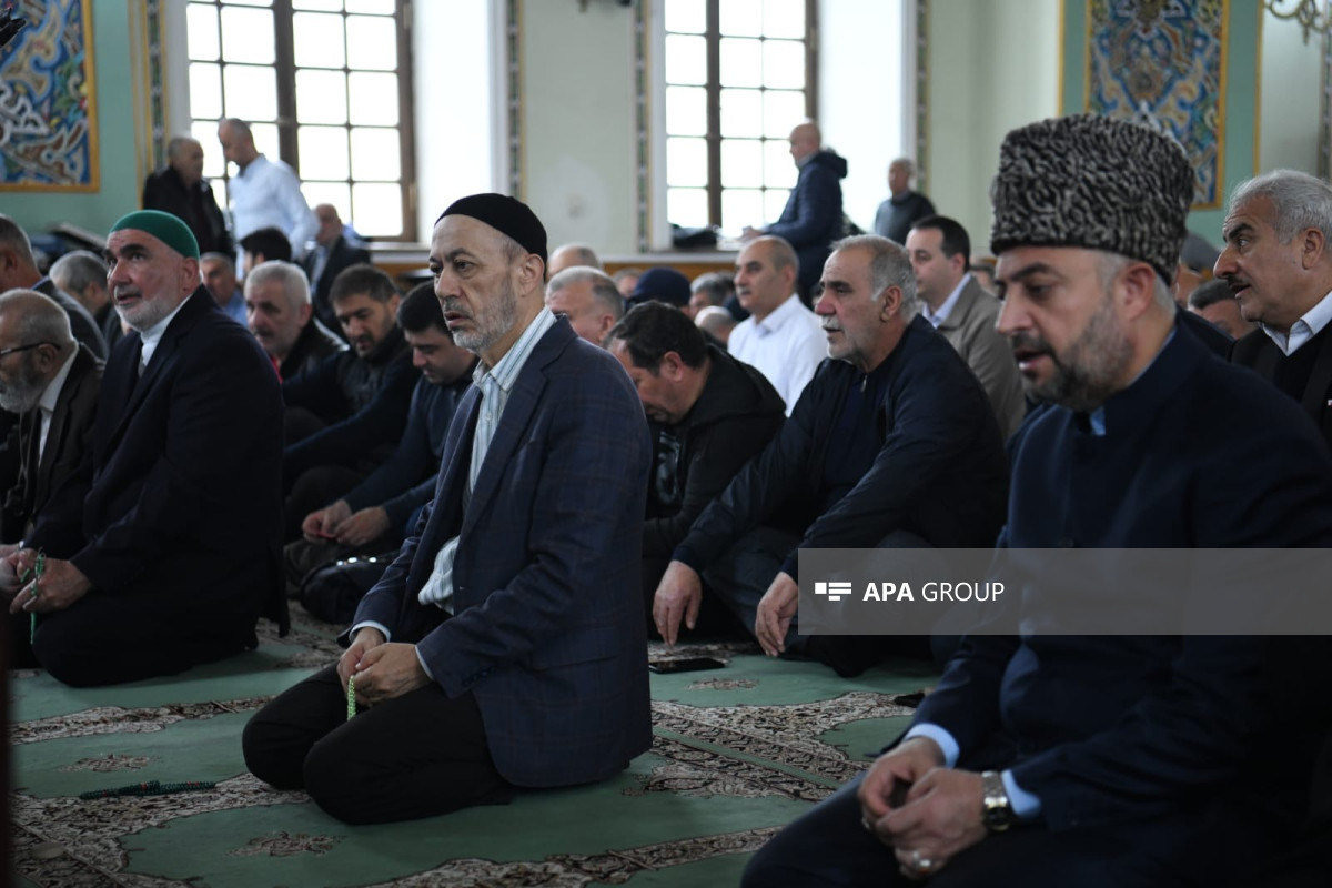 نماز عید فطر در آذربایجان اقامه شد - عکس 