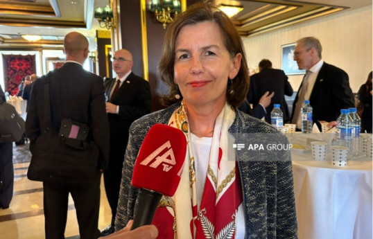 فرانسه سفیر خود را از آذربایجان فراخواند