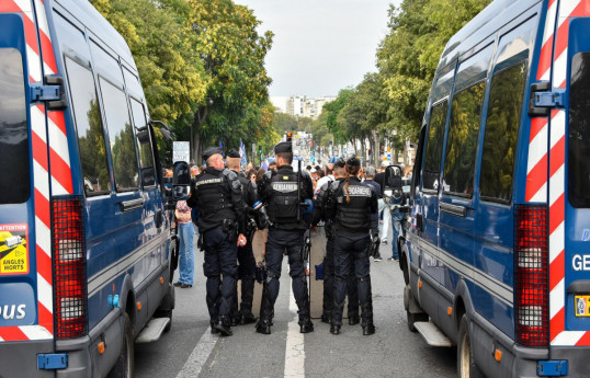 فردی که ادعا می کرد کنسولگری ایران در پاریس را منفجر خواهد کرد، بازداشت شد - به روز رسانی 