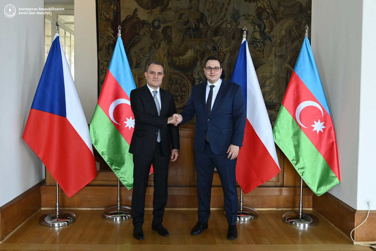 وزرای امور خارجه جمهوری آذربایجان و جمهوری چک دیدار کردند