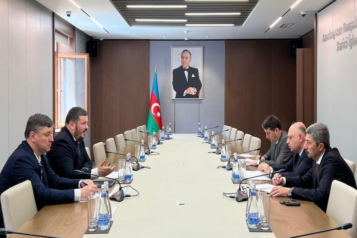 سفیر اوکراین استوارنامه خود را به وزارت امور خارجه آذربایجان تسلیم کرد