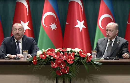 رئیس جمهور الهام علی اف: برنامه های مشخصی در زمینه صنایع دفاعی برای تولید مشترک با ترکیه داریم