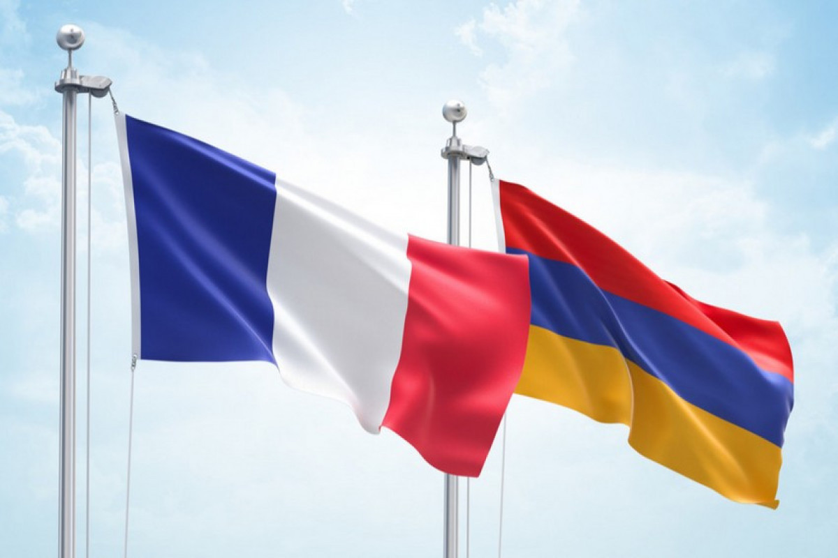 ارمنستان و فرانسه قراردادهای همکاری دفاعی جدیدی امضا کردند