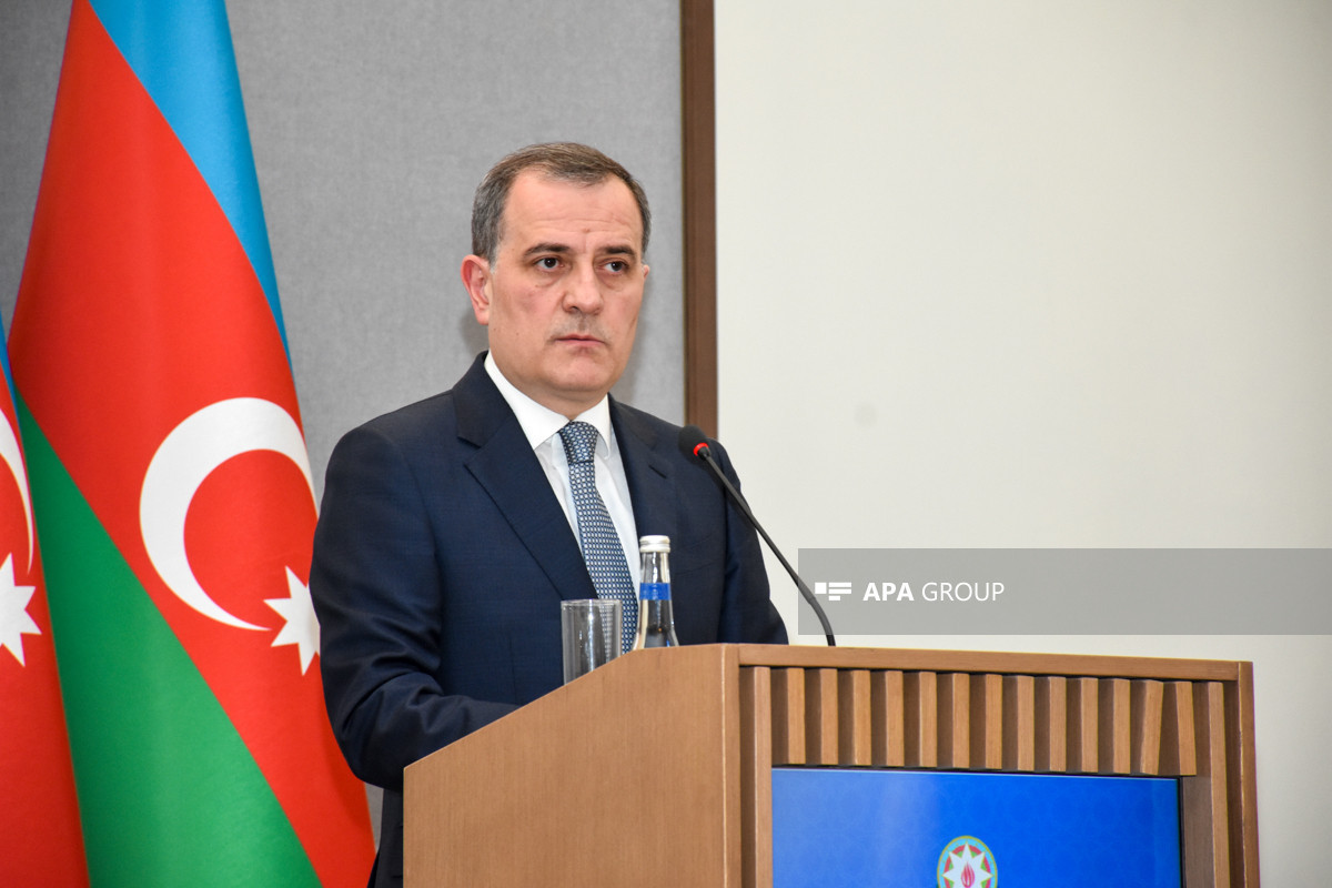 جیحون بایراموف برای یک سفر کاری عازم آلمان شد