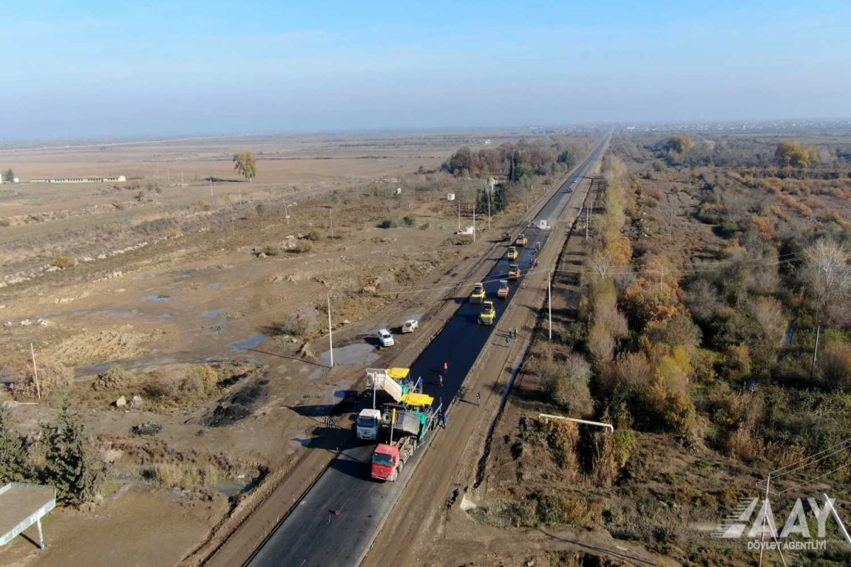 عملیات بازسازی بزرگراه اَلَت - آستارا - ایران ادامه دارد - عکس 