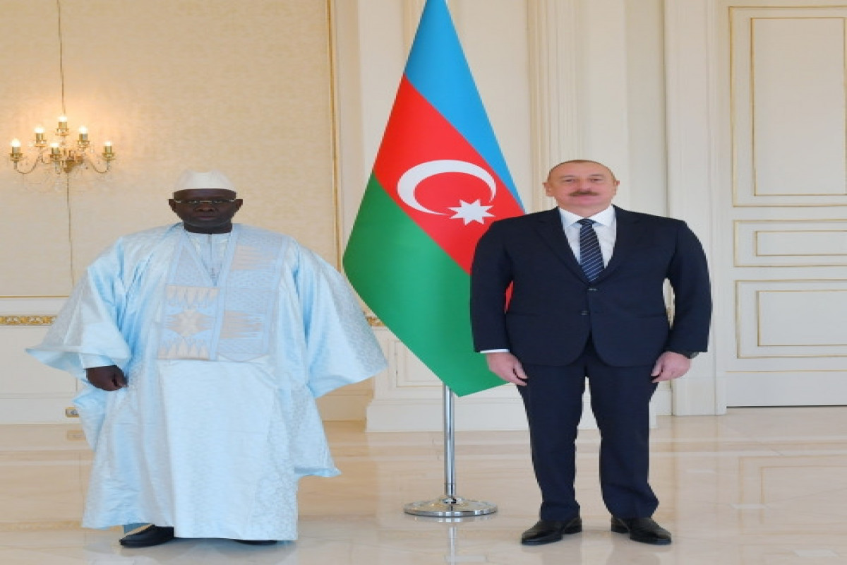 سفیر جدید سنگال استوارنامه خود را تقدیم رئیس جمهور آذربایجان کرد