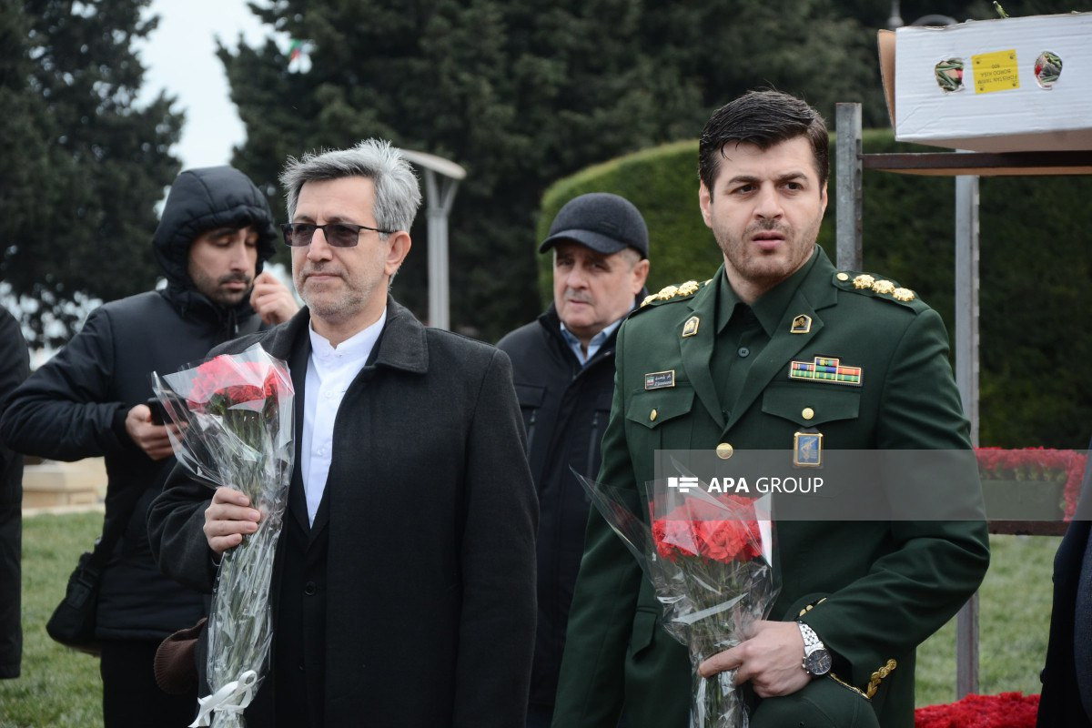 بازدید نمایندگان دستگاه دیپلماسی از کوچه شهدا - عکس 