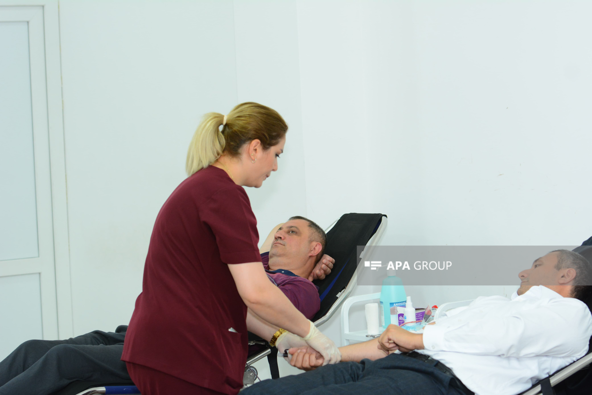 کمپین اهدای خون به مناسبت روز عاشورا برگزار شد - عکس 