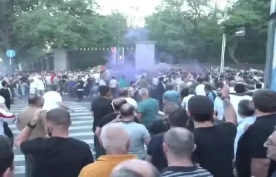 در درگیری مقابل ساختمان پارلمان ارمنستان ۱۰۱ نفر مجروح شدند