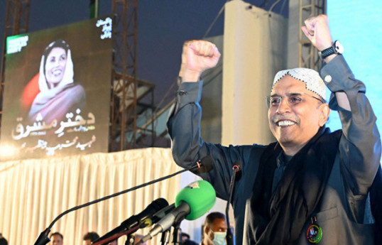 رسانه ها: آصف علی زرداری به عنوان رئیس جمهور پاکستان انتخاب شد