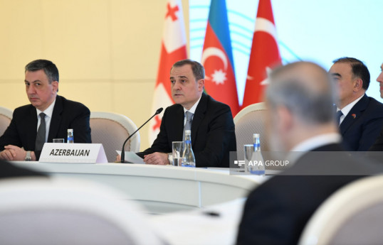 وزیر: رئیس جمهور الهام علی اف برای همکاری منطقه ای آذربایجان، گرجستان و ترکیه اهمیت ویژه ای قائل است