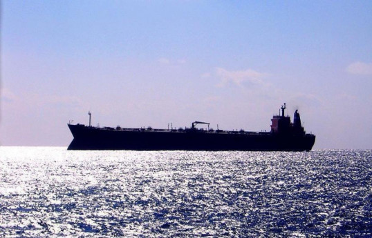 حمله حوثی ها به یک کشتی در سواحل یمن