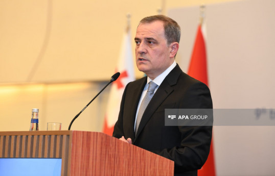 جیحون بایراموف: شرایط تاریخی مربوط به پیشبرد برنامه صلح آذربایجان و ارمنستان وجود دارد