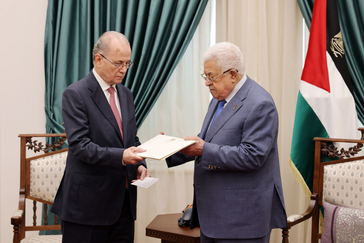 محمود عباس ترکیب جدید دولت فلسطین را تایید کرد