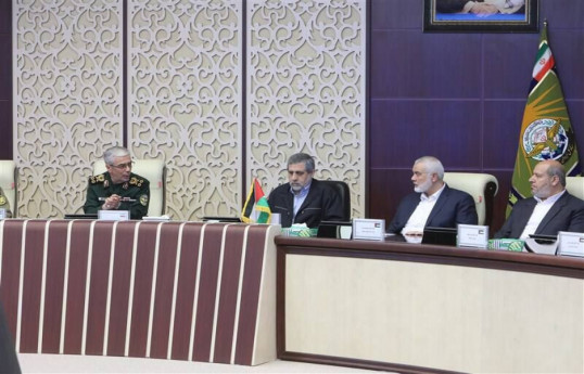 رهبر حماس در تهران با رئیس ستاد کل نیروهای مسلح ایران دیدار کرد