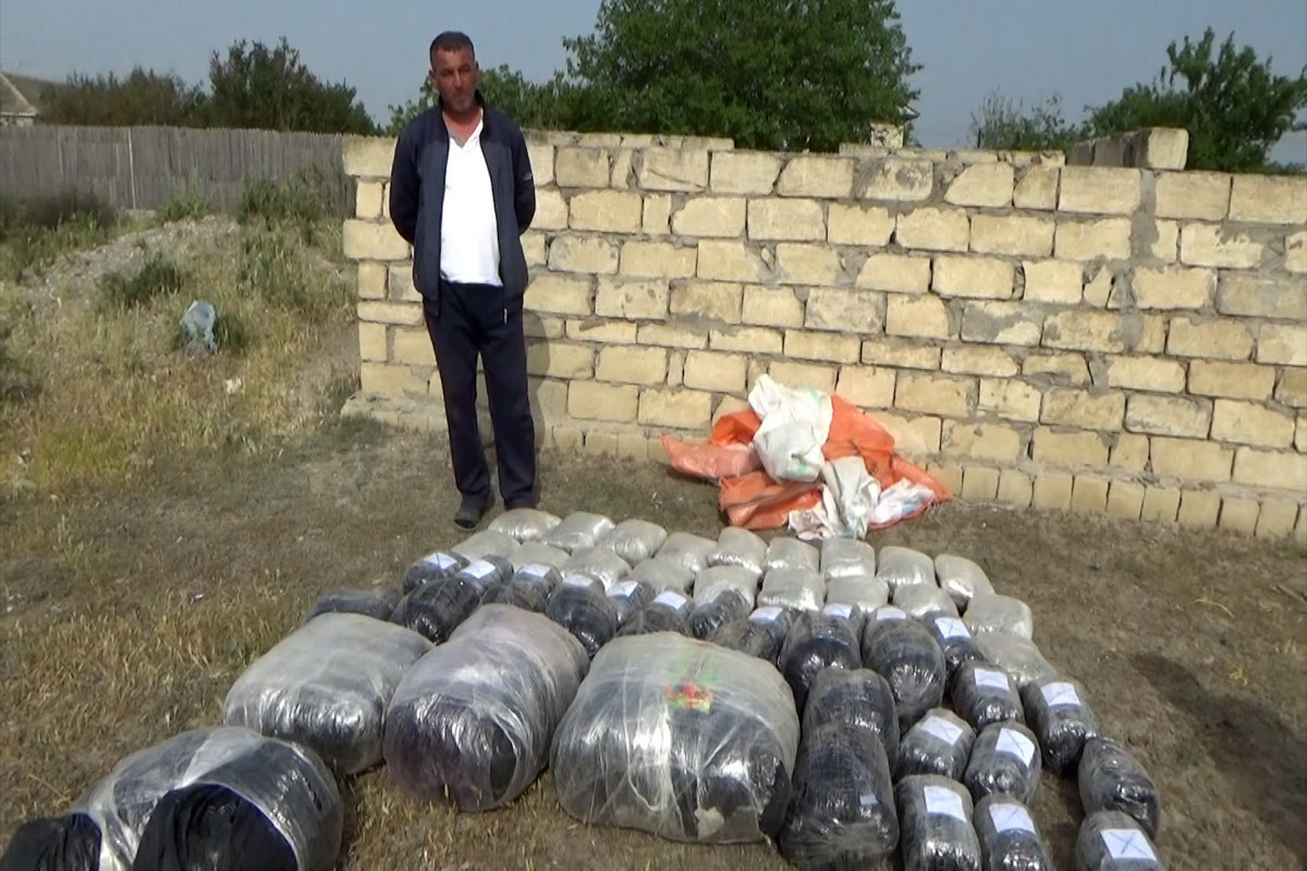 کشف و ضبط ۸۷ کیلوگرم مواد مخدر قاچاق شده از ایران به آذربایجان