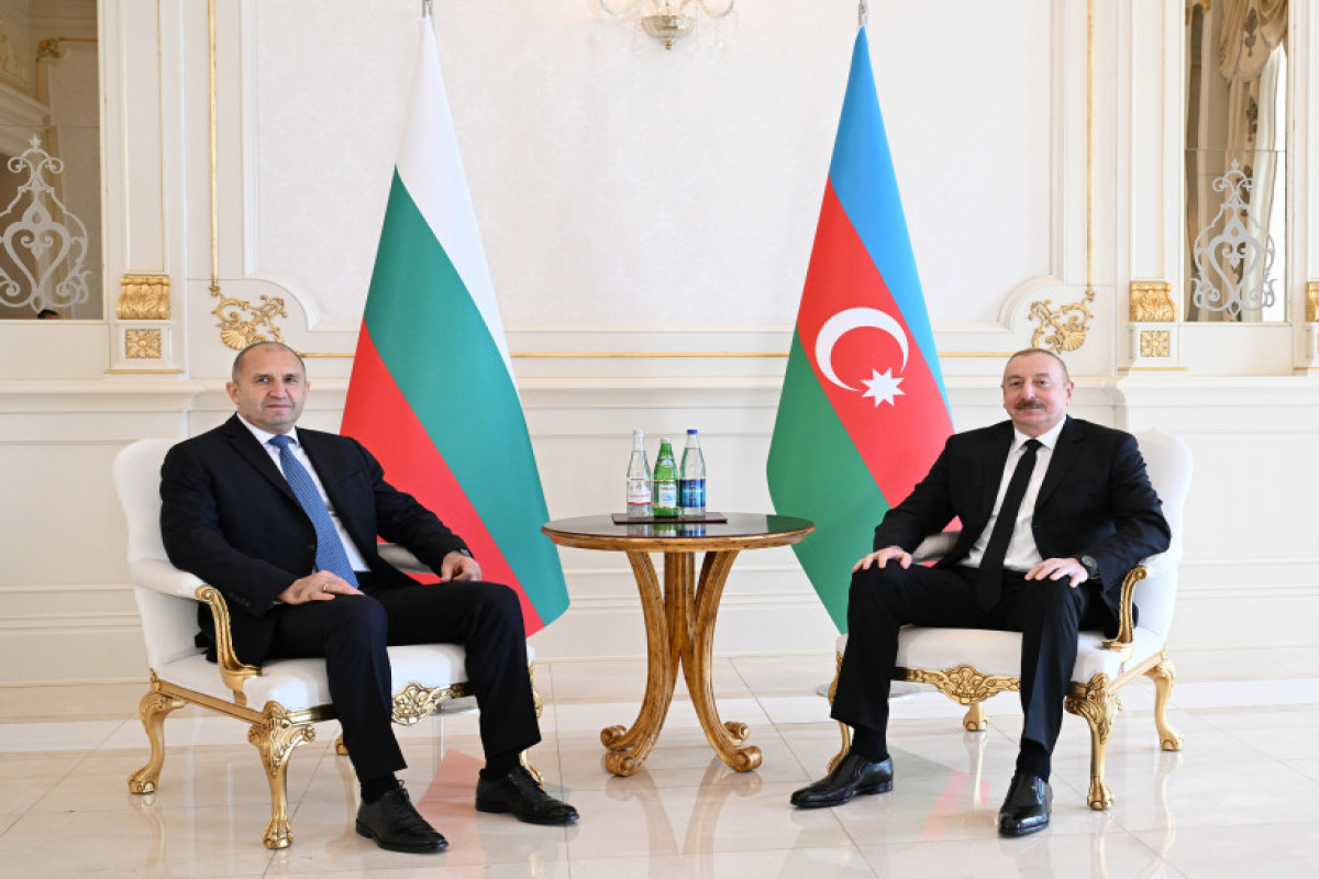 رئیس جمهور الهام علی اف با رئیس جمهور بلغارستان دیدار و گفتگو کرد -<span class="red_color"> به روز رسانی