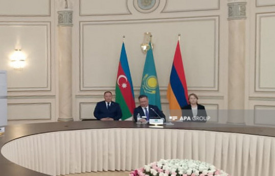 نشست روسای امور خارجه آذربایجان و ارمنستان در آلماتی آغاز شد