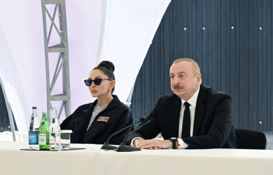 رئیس جمهور آذربایجان: فرانسه سلاح های مرگبار در اختیار ارمنستان قرار می دهد، اگر این سلاح ها به سطح بحرانی برسد، دیگر کسی نباید از ما برنجد