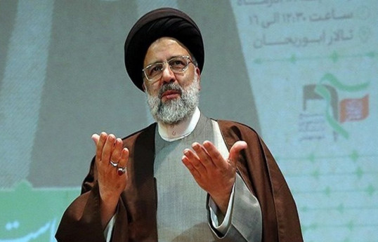 آمریکا: اخبار مربوط به فرود اضطراری بالگرد رئیس جمهور و وزیر امور خارجه ایران را دنبال می کنیم