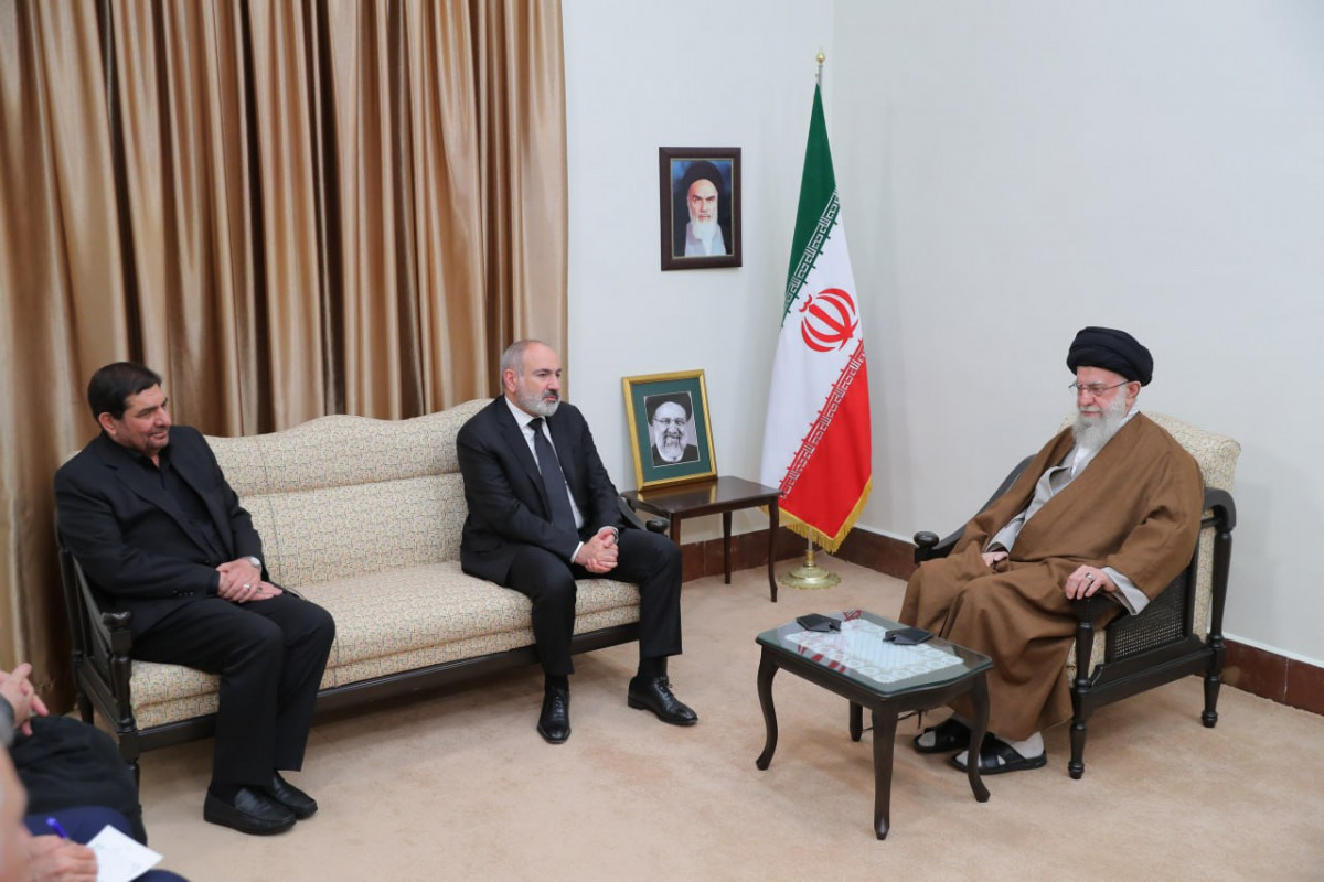 خامنه ای از پاشینیان پذیرایی کرد