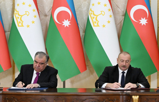 اسناد همکاری بین آذربایجان و تاجیکستان امضا شد