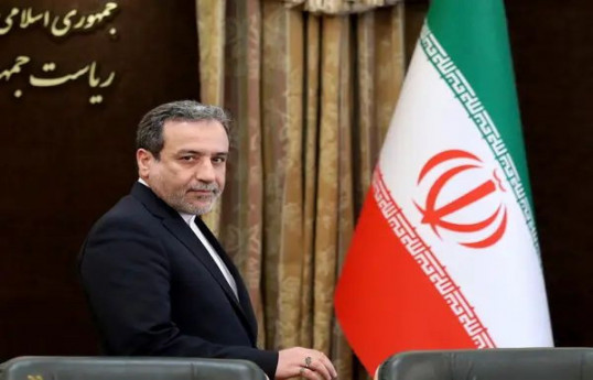 عراقچی: هر کشوری را که به اسرائیل اجازه دهد از حریم هوایی خود برای ضربه زدن به ایران استفاده کند را دشمن می دانیم