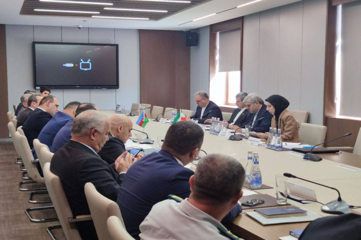 دیدار سامیر شریف اف با علیرضا محمودی رئیس کنسولگری وزارت امور خارجه ایران - عکس 
