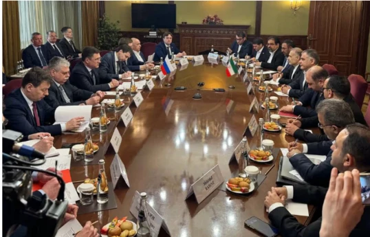 ایران قرارداد ۴ میلیارد دلاری با روسیه برای توسعه میادین نفتی امضا کرد