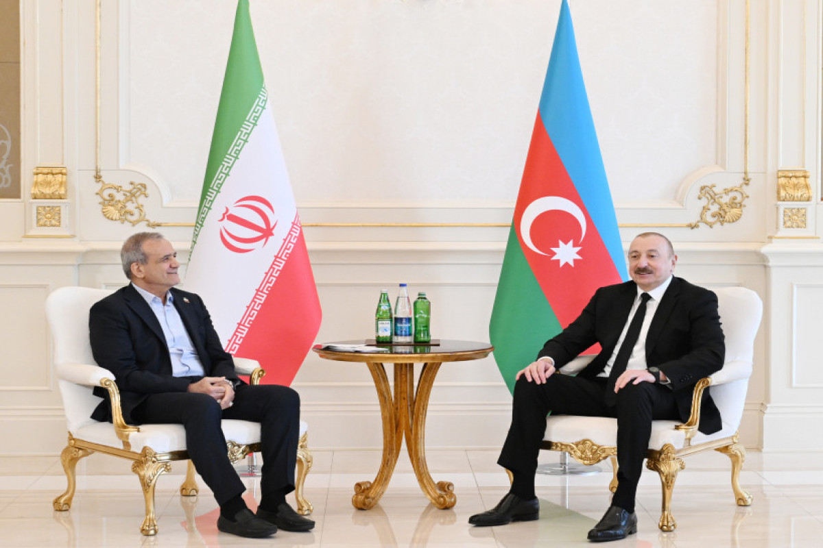 دیدار روسای جمهور آذربایجان و ایران - به روز رسانی 