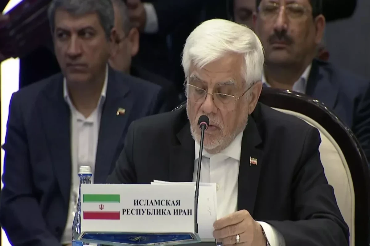 محمد رضا عارف: اگرچه از توافق صلح بین ارمنستان و آذربایجان استقبال می‌کنیم، اما با مداخله نیروهای غیرمنطقه‌ای مخالفیم