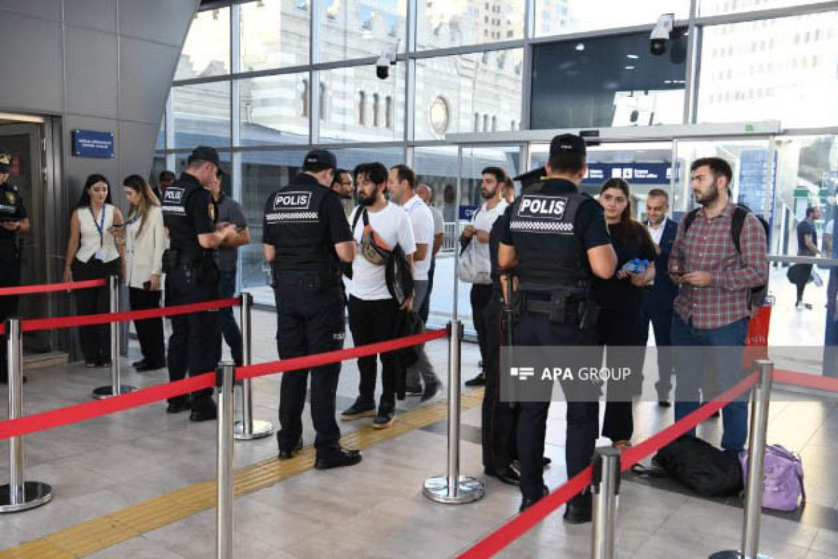 اولین قطار مسافربری از باکو به آغدام حرکت کرد - تصاویر 
