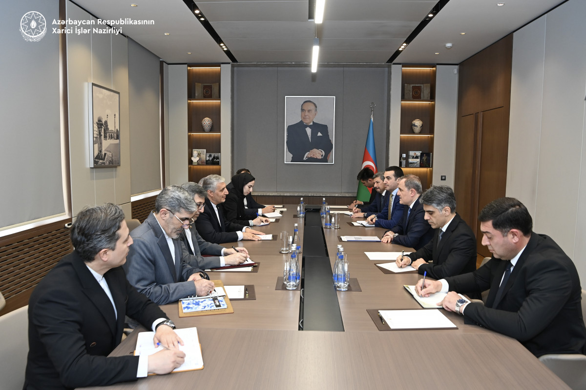 سفیر جدید ایران وارد آذربایجان شد و رونوشت استوارنامه خود را تقدیم کرد