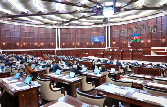 مجلس ملی قانون الحاق آذربایجان به دی-۸ را تصویب کرد