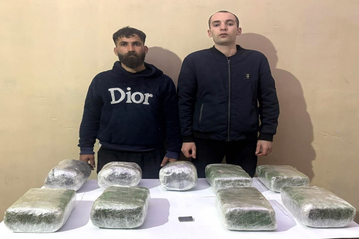 از انتقال مقادیر زیادی مواد مخدر از ایران به آذربایجان جلوگیری شد