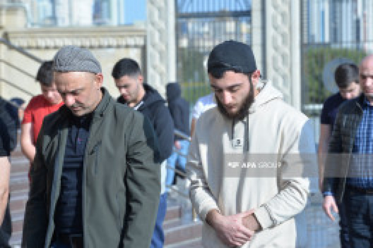 نماز عید فطر در مساجد سراسر کشور اقامه شد - تصاویر 