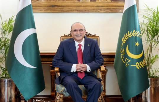 رئیس جمهور پاکستان الهام علی‌اف را به مناسبت روز پیروزی تبریک گفت