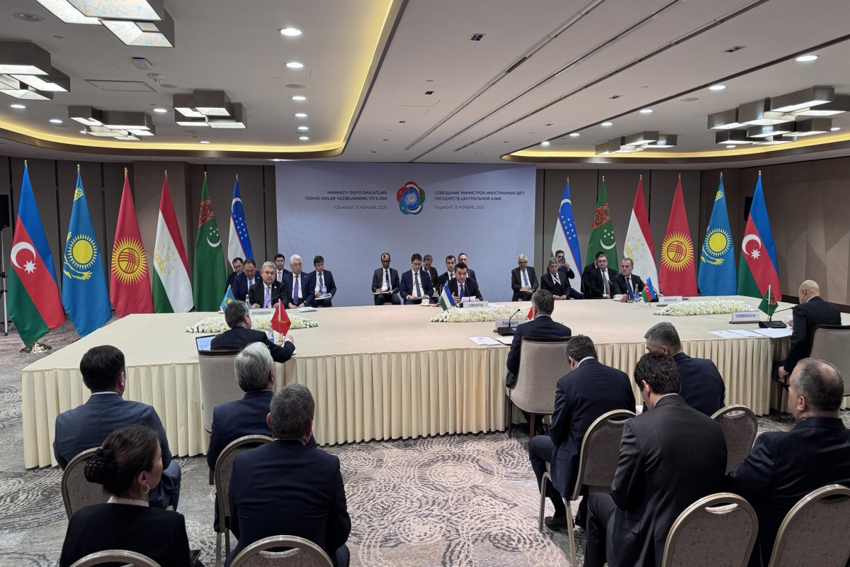 حضور نخستینِ جیهون بایراموف در نشست وزیران خارجهٔ آسیای مرکزی