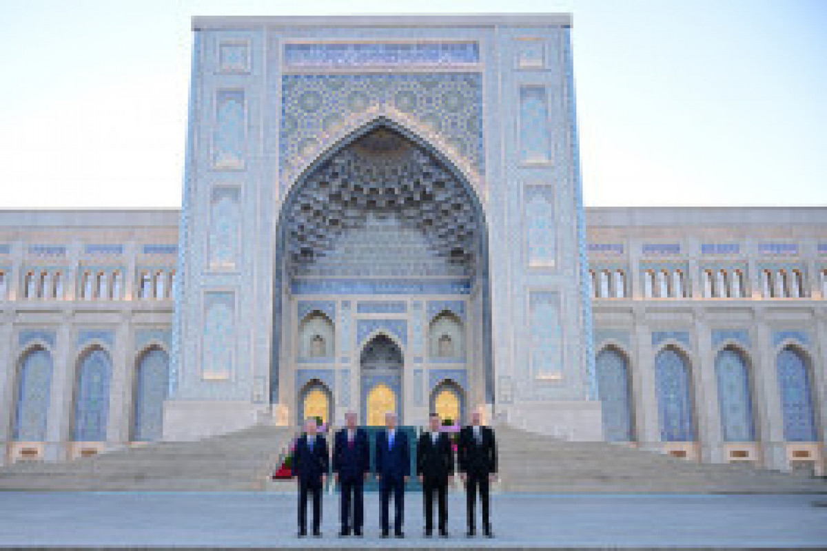آشنایی الهام علی‌اف با مرکز تمدن اسلامی در تاشکند