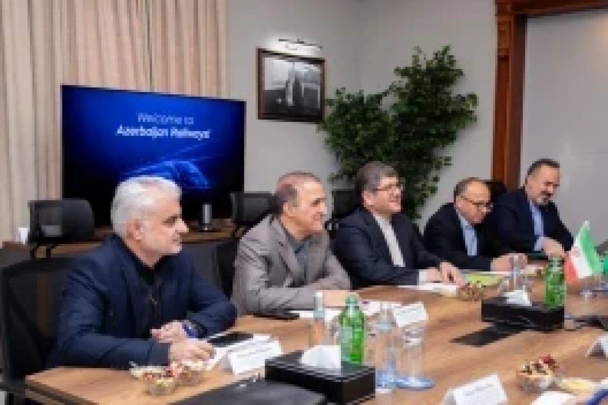 راه‌آهن جمهوری آذربایجان و ایران همکاری‌های خود را بررسی کردند